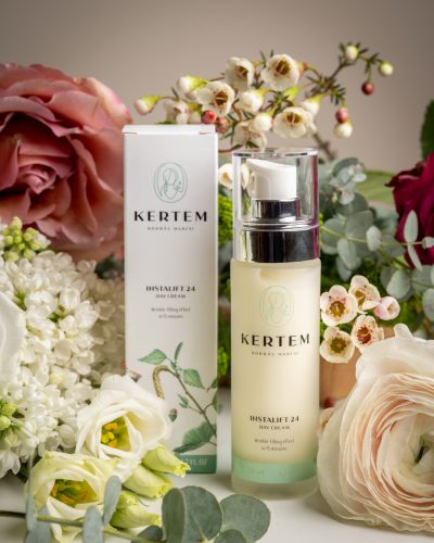 Borbás Marcsi - Kertem Instalift 24 day cream (nappali arckrém UV szűrők nélkül)